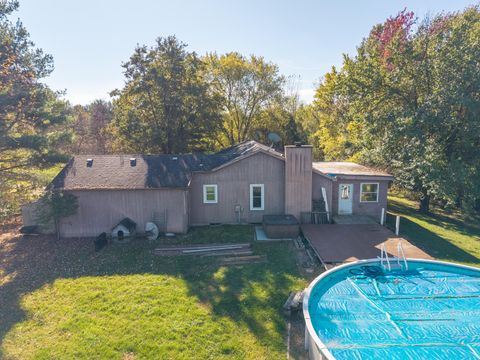 Tiny photo for 1400 S Galena Road, Galena, OH 43021 (MLS # 225041061)