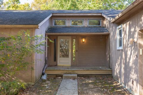 Tiny photo for 1400 S Galena Road, Galena, OH 43021 (MLS # 225041061)