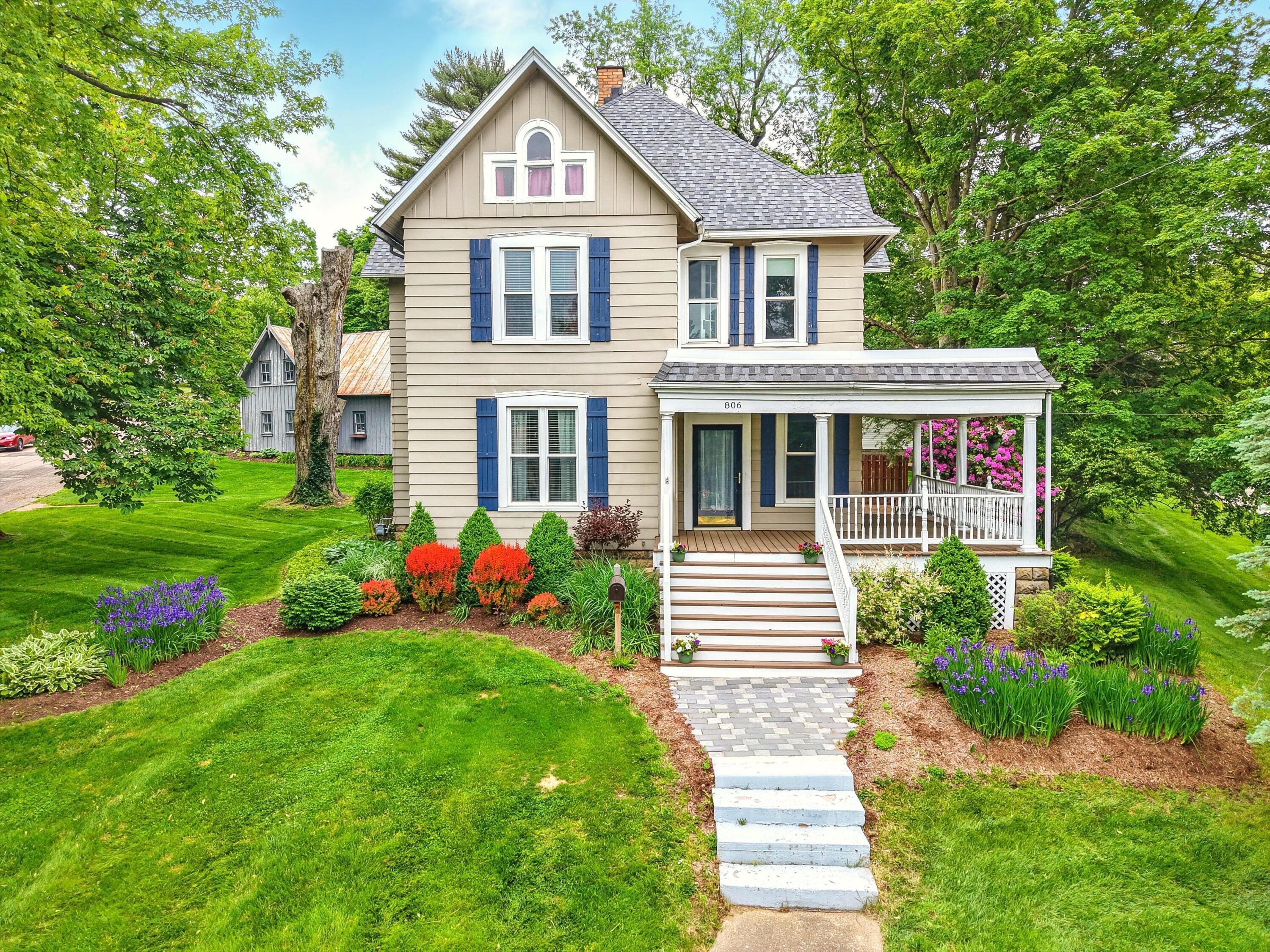 806 N Gay Street, Mount Vernon, Ohio image 2