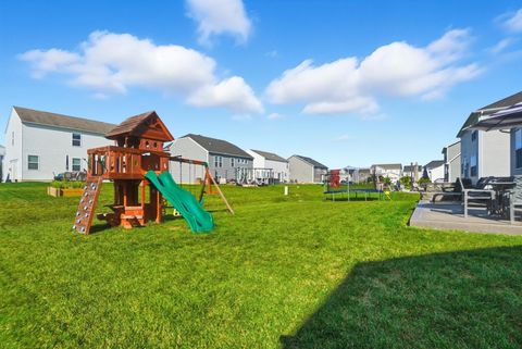Tiny photo for 2195 Preakness Place, Marysville, OH 43040 (MLS # 225039558)