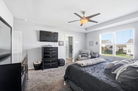 Tiny photo for 2195 Preakness Place, Marysville, OH 43040 (MLS # 225039558)