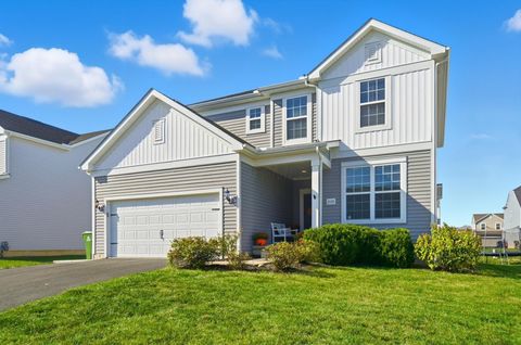 Photo of 2195 Preakness Place, Marysville, OH 43040 (MLS # 225039558)