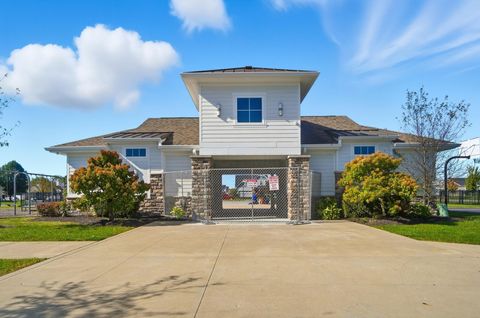 Tiny photo for 2195 Preakness Place, Marysville, OH 43040 (MLS # 225039558)