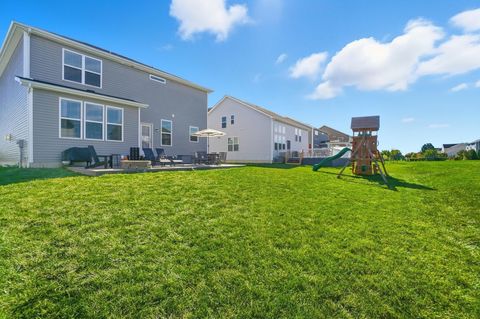 Tiny photo for 2195 Preakness Place, Marysville, OH 43040 (MLS # 225039558)