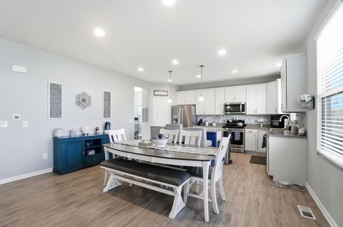 Tiny photo for 2195 Preakness Place, Marysville, OH 43040 (MLS # 225039558)