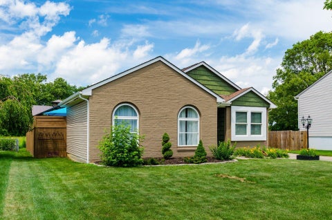 Tiny photo for 3998 Thompson Avenue, Grove City, OH 43123 (MLS # 226034036)