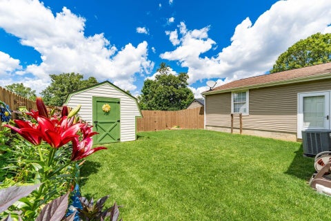 Tiny photo for 3998 Thompson Avenue, Grove City, OH 43123 (MLS # 226034036)