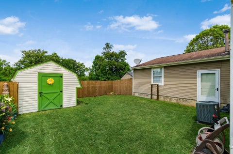 Tiny photo for 3998 Thompson Avenue, Grove City, OH 43123 (MLS # 226034036)