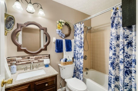 Tiny photo for 3998 Thompson Avenue, Grove City, OH 43123 (MLS # 226034036)