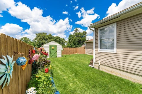Tiny photo for 3998 Thompson Avenue, Grove City, OH 43123 (MLS # 226034036)