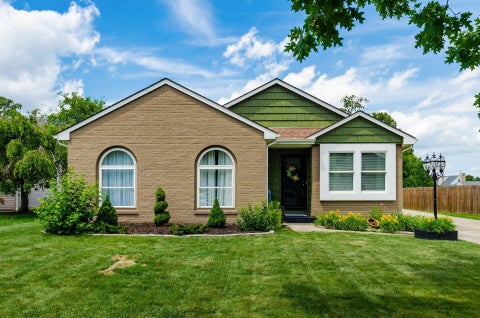 Tiny photo for 3998 Thompson Avenue, Grove City, OH 43123 (MLS # 226034036)