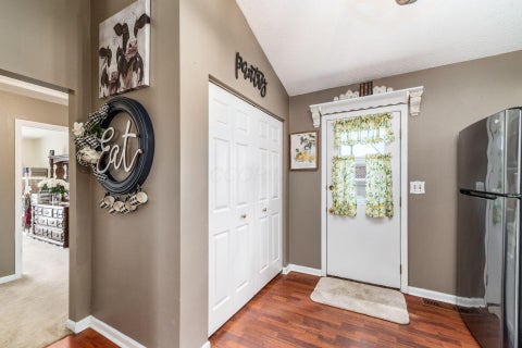 Tiny photo for 3998 Thompson Avenue, Grove City, OH 43123 (MLS # 226034036)