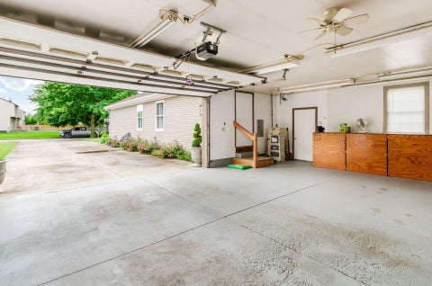 Tiny photo for 3998 Thompson Avenue, Grove City, OH 43123 (MLS # 226034036)
