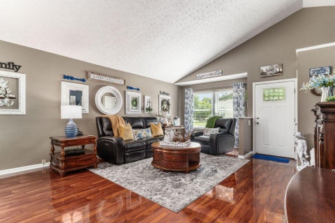 Tiny photo for 3998 Thompson Avenue, Grove City, OH 43123 (MLS # 226034036)