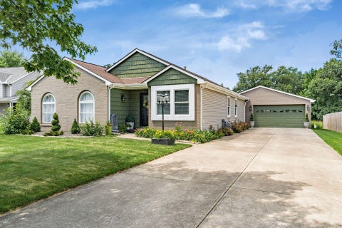 Tiny photo for 3998 Thompson Avenue, Grove City, OH 43123 (MLS # 226034036)