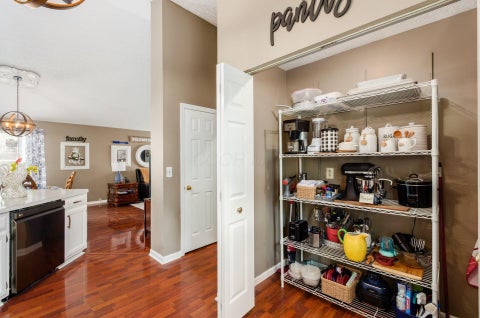 Tiny photo for 3998 Thompson Avenue, Grove City, OH 43123 (MLS # 226034036)