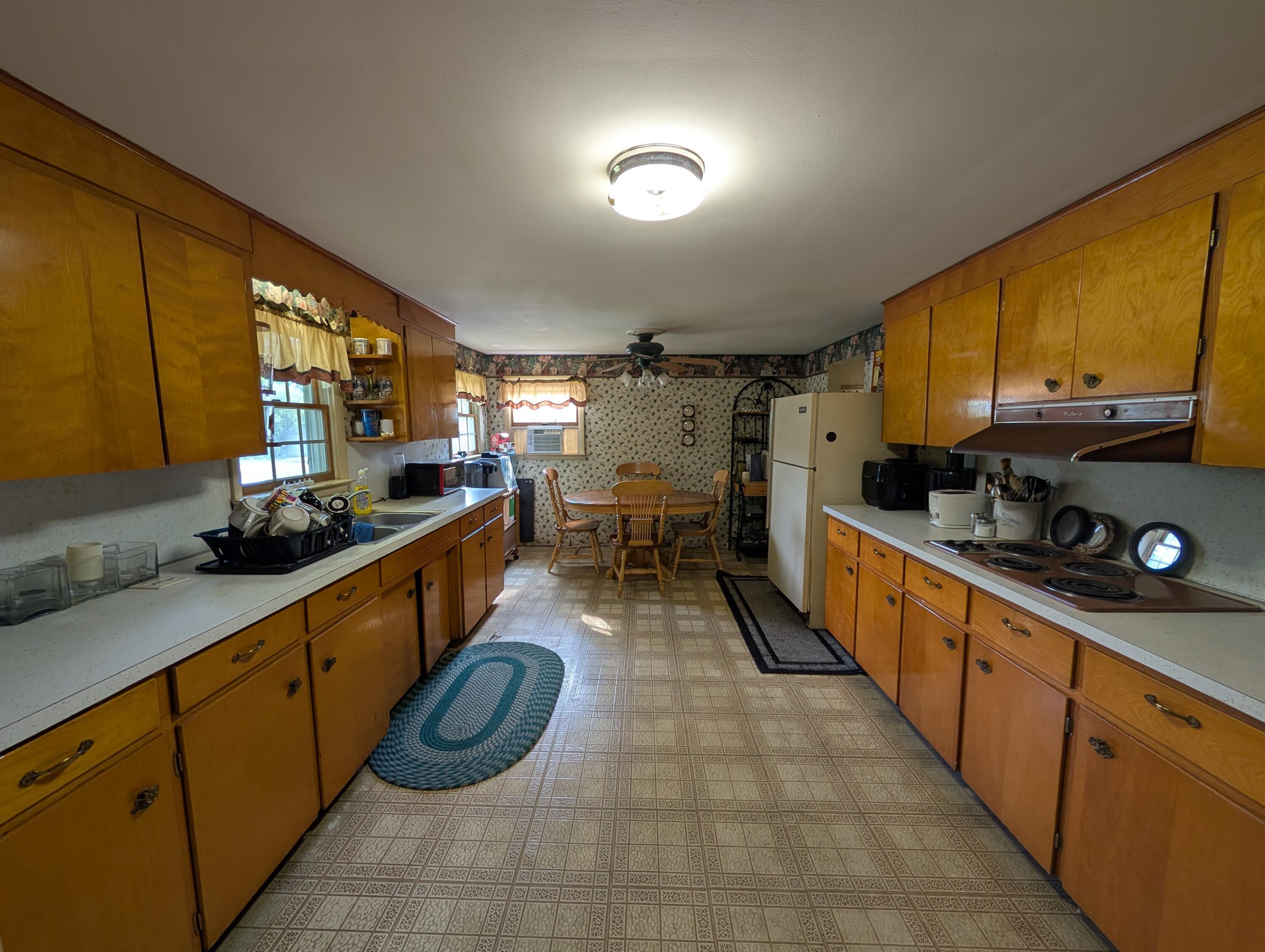 5710 Sugar Grove Road, Blue Rock, Ohio image 15