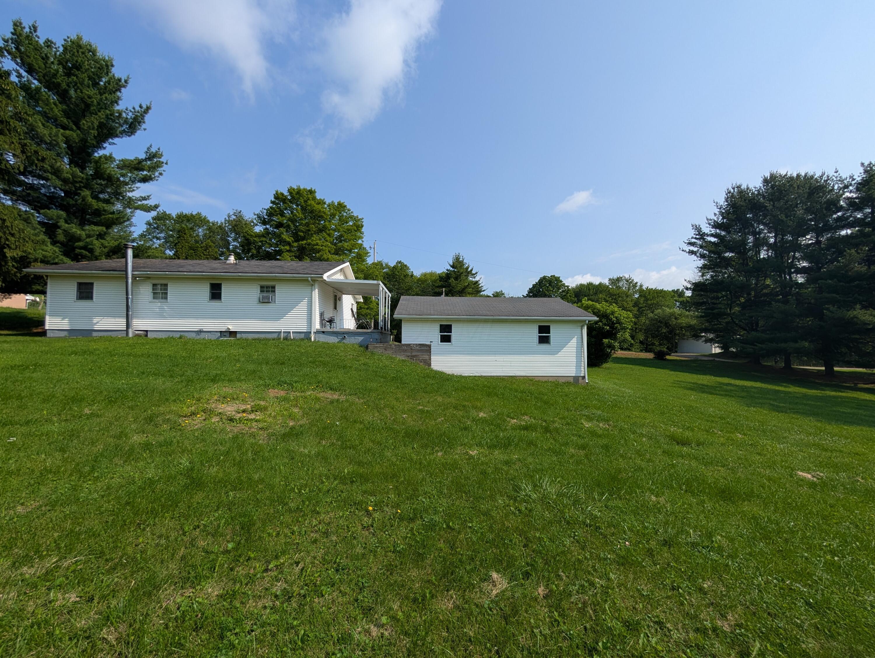 5710 Sugar Grove Road, Blue Rock, Ohio image 8