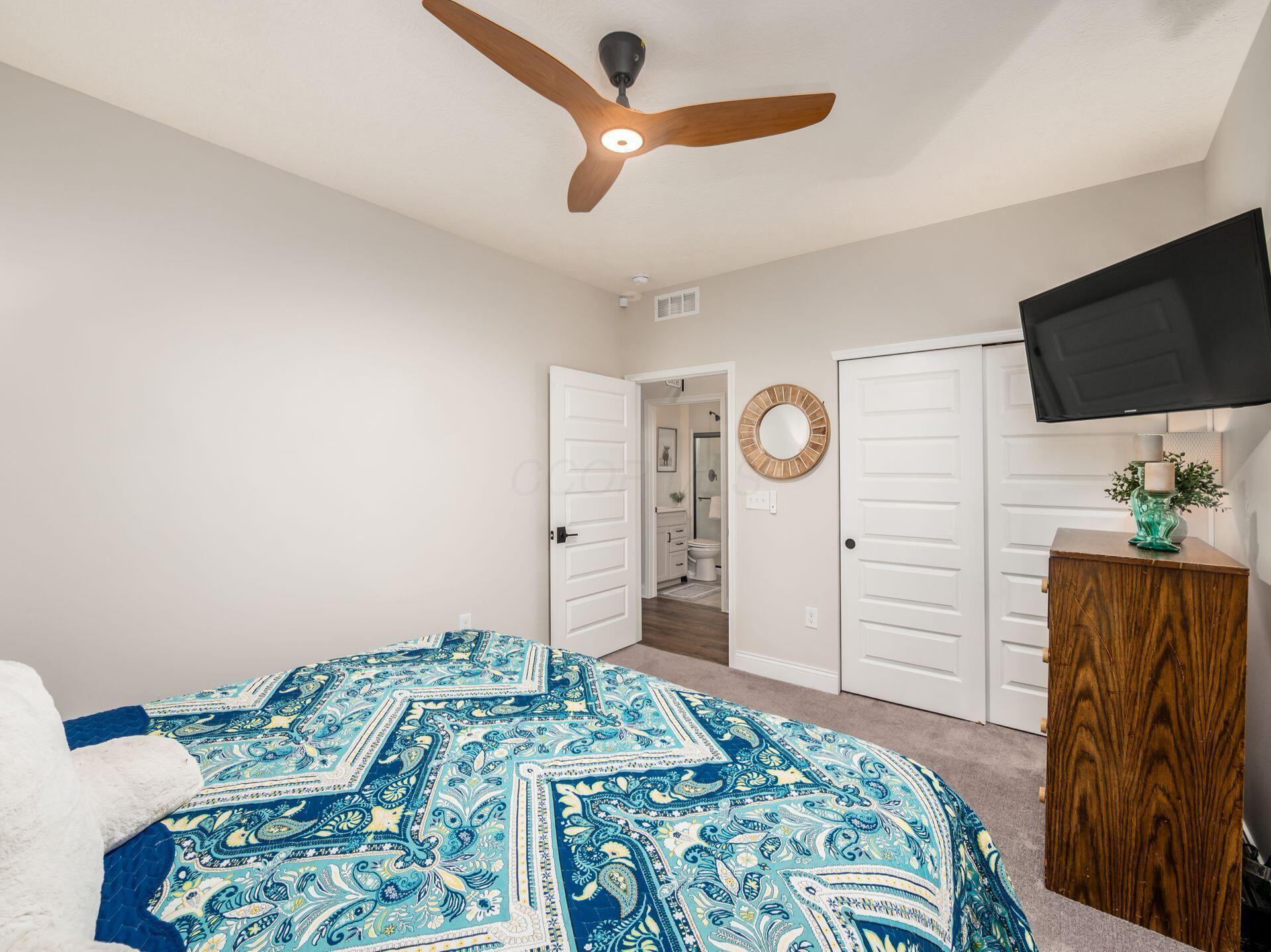 6279 Martin Avenue, Powell, Ohio image 32