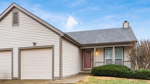 Photo of 824 Crofton Place, Reynoldsburg, OH 43068 (MLS # 226018189)