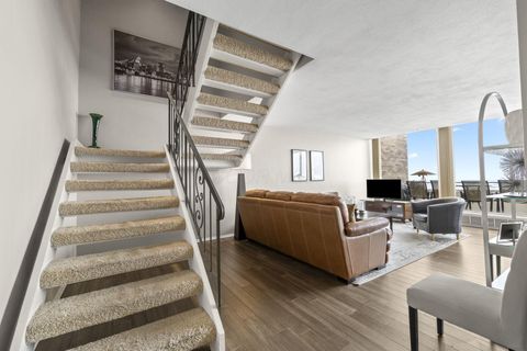 Tiny photo for 1000 Urlin Avenue 2007 #2007, Columbus, OH 43212 (MLS # 225044913)