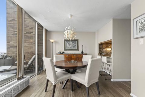 Tiny photo for 1000 Urlin Avenue 2007 #2007, Columbus, OH 43212 (MLS # 225044913)