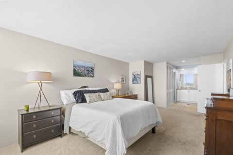 Tiny photo for 1000 Urlin Avenue 2007 #2007, Columbus, OH 43212 (MLS # 225044913)