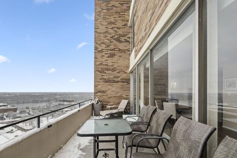 Tiny photo for 1000 Urlin Avenue 2007 #2007, Columbus, OH 43212 (MLS # 225044913)