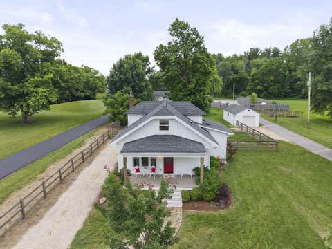 Homes For Sale - 913 Groveport Road<br/> Canal Winchester, OH 43110