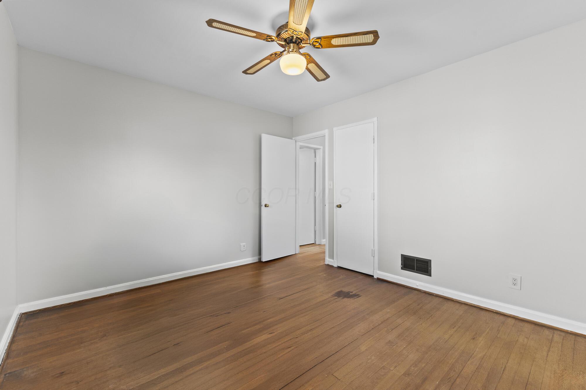 109 S Broadleigh Road, Columbus, Ohio image 27