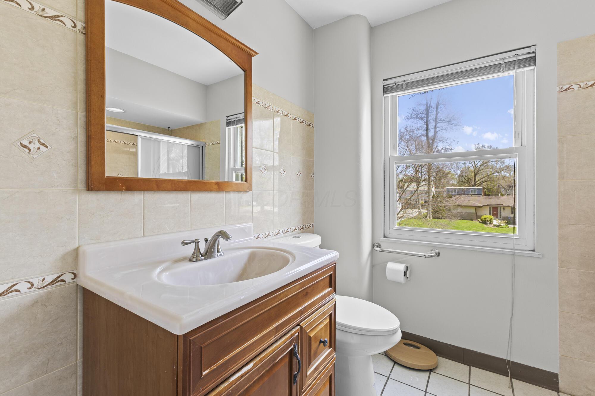 109 S Broadleigh Road, Columbus, Ohio image 19