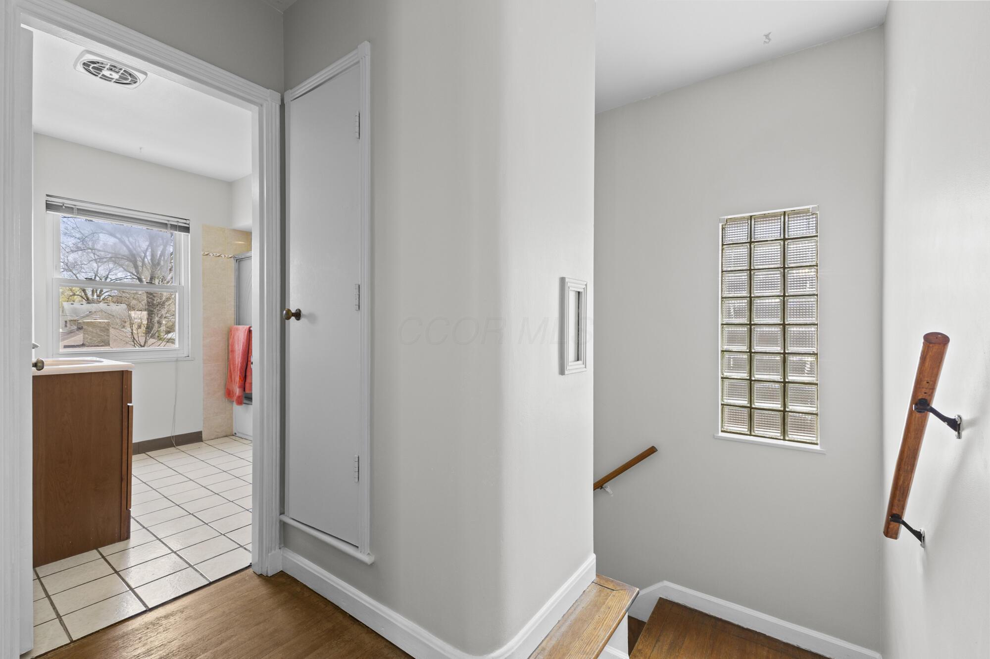 109 S Broadleigh Road, Columbus, Ohio image 17