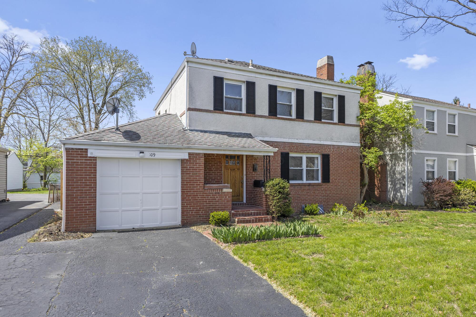 109 S Broadleigh Road, Columbus, Ohio image 2