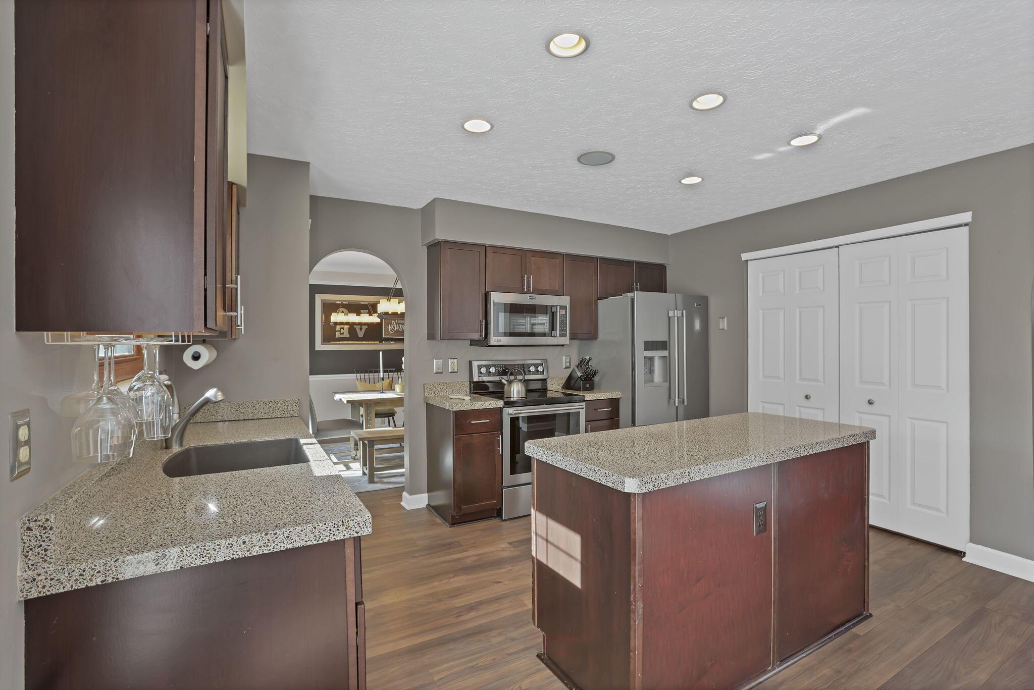 Grove City, Ohio 43123, United States, 3 Bedrooms Bedrooms, ,4 BathroomsBathrooms,Residential,Coming Soon,233736