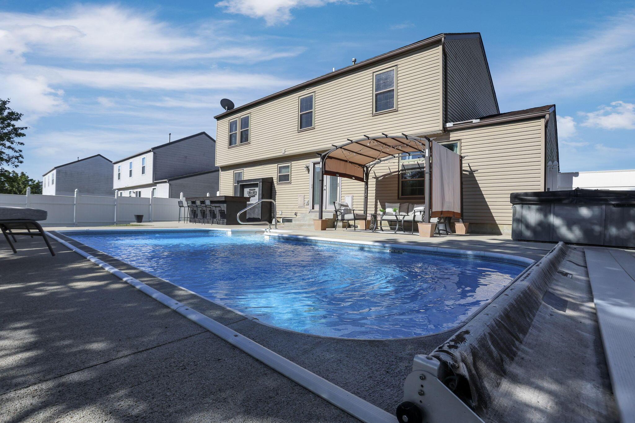 Grove City, Ohio 43123, United States, 3 Bedrooms Bedrooms, ,4 BathroomsBathrooms,Residential,Coming Soon,233736