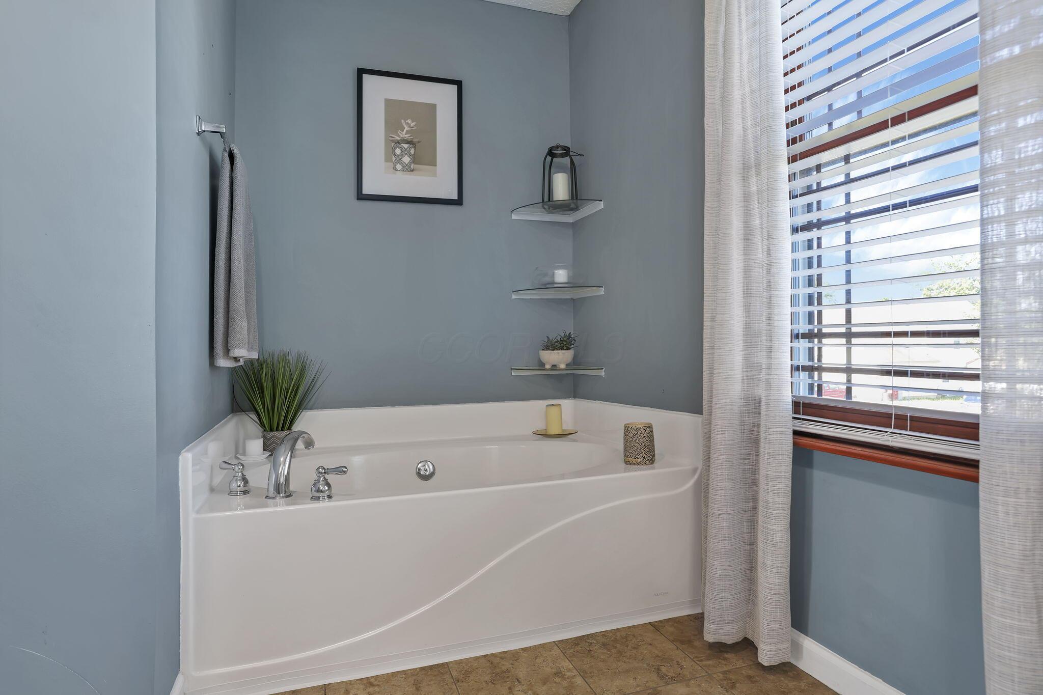 Grove City, Ohio 43123, United States, 3 Bedrooms Bedrooms, ,4 BathroomsBathrooms,Residential,Coming Soon,233736