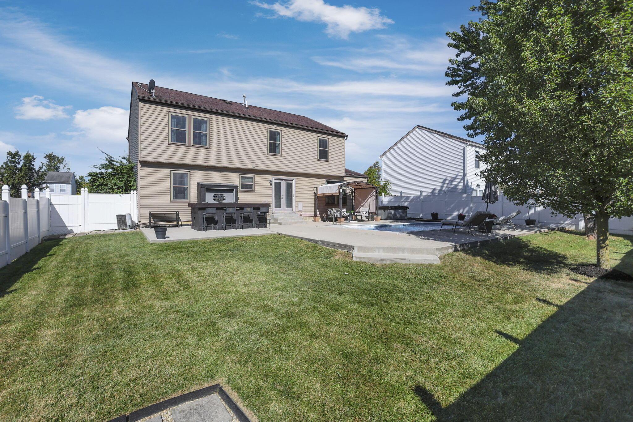 Grove City, Ohio 43123, United States, 3 Bedrooms Bedrooms, ,4 BathroomsBathrooms,Residential,Coming Soon,233736