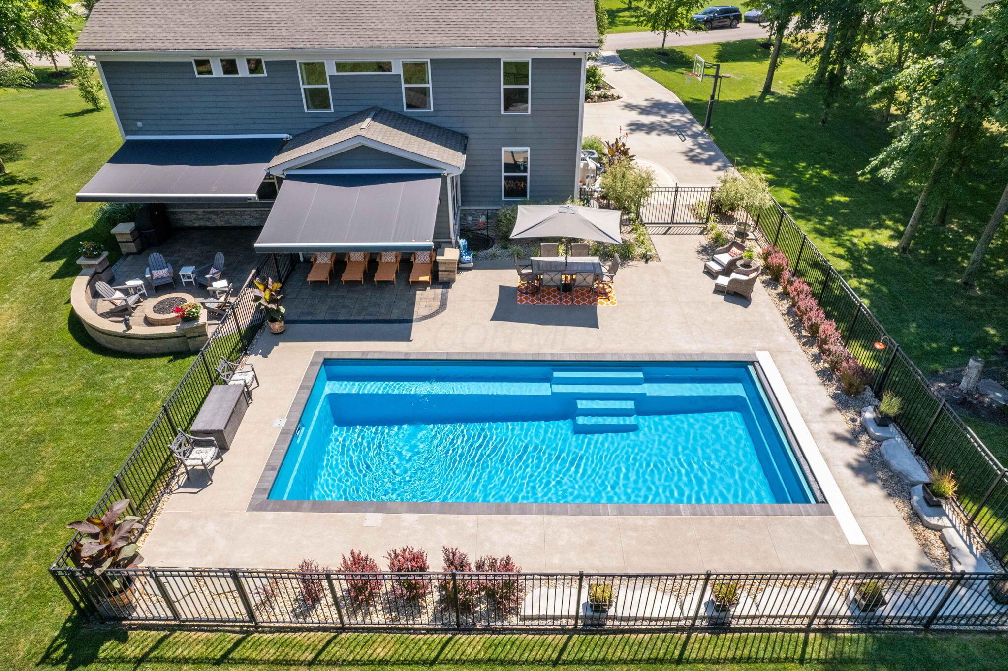 2343 Forestview Lane, Delaware, Ohio image 9