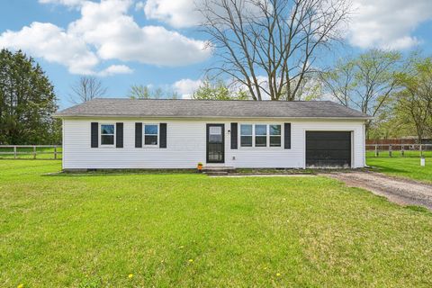Photo of 15839 Valleyview Drive, Marysville, OH 43040 (MLS # 226012470)