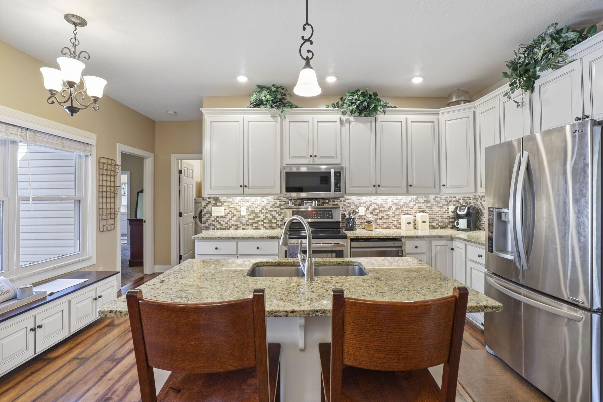 12855 Rain Rock Road, Utica, Ohio image 25