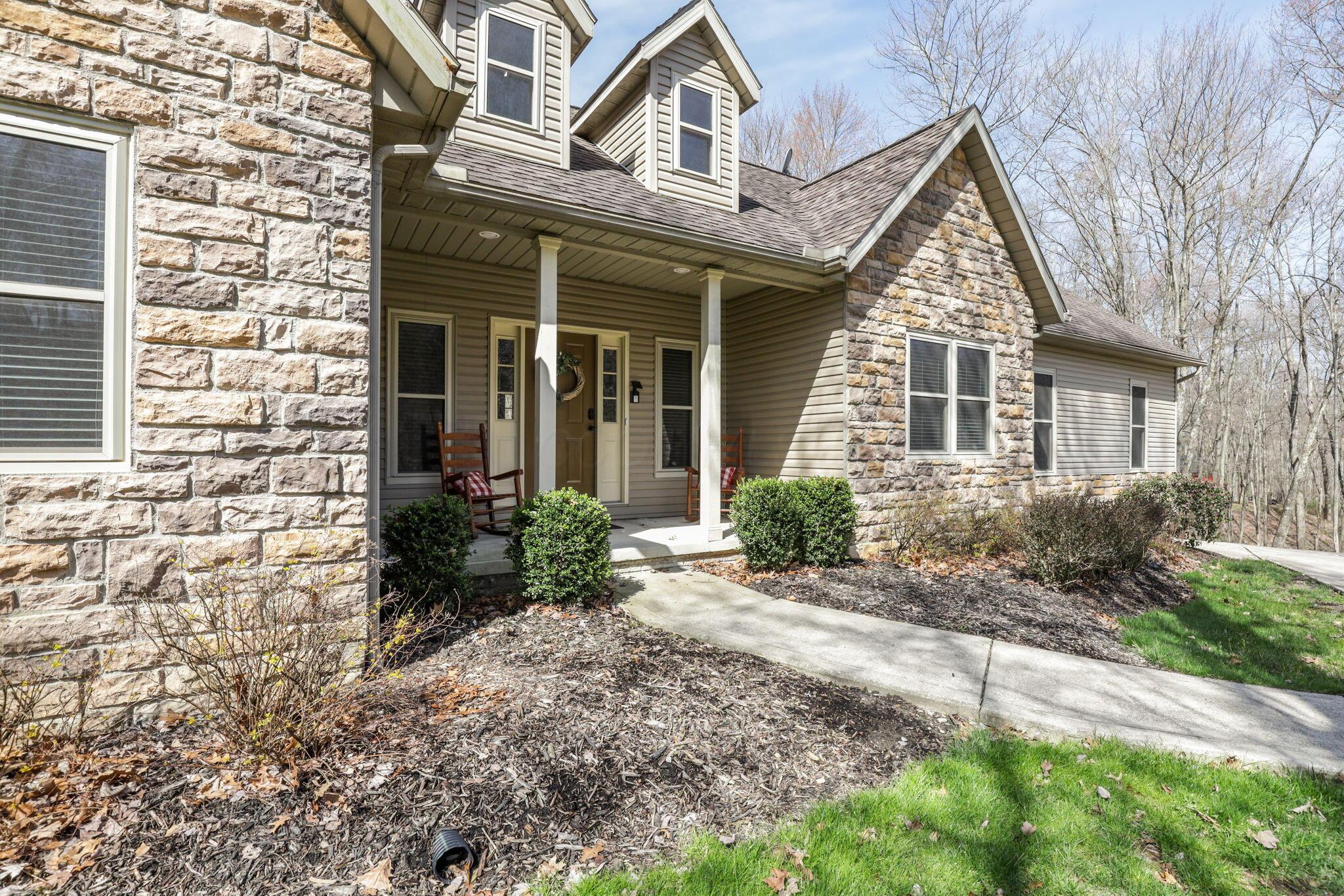 12855 Rain Rock Road, Utica, Ohio image 7