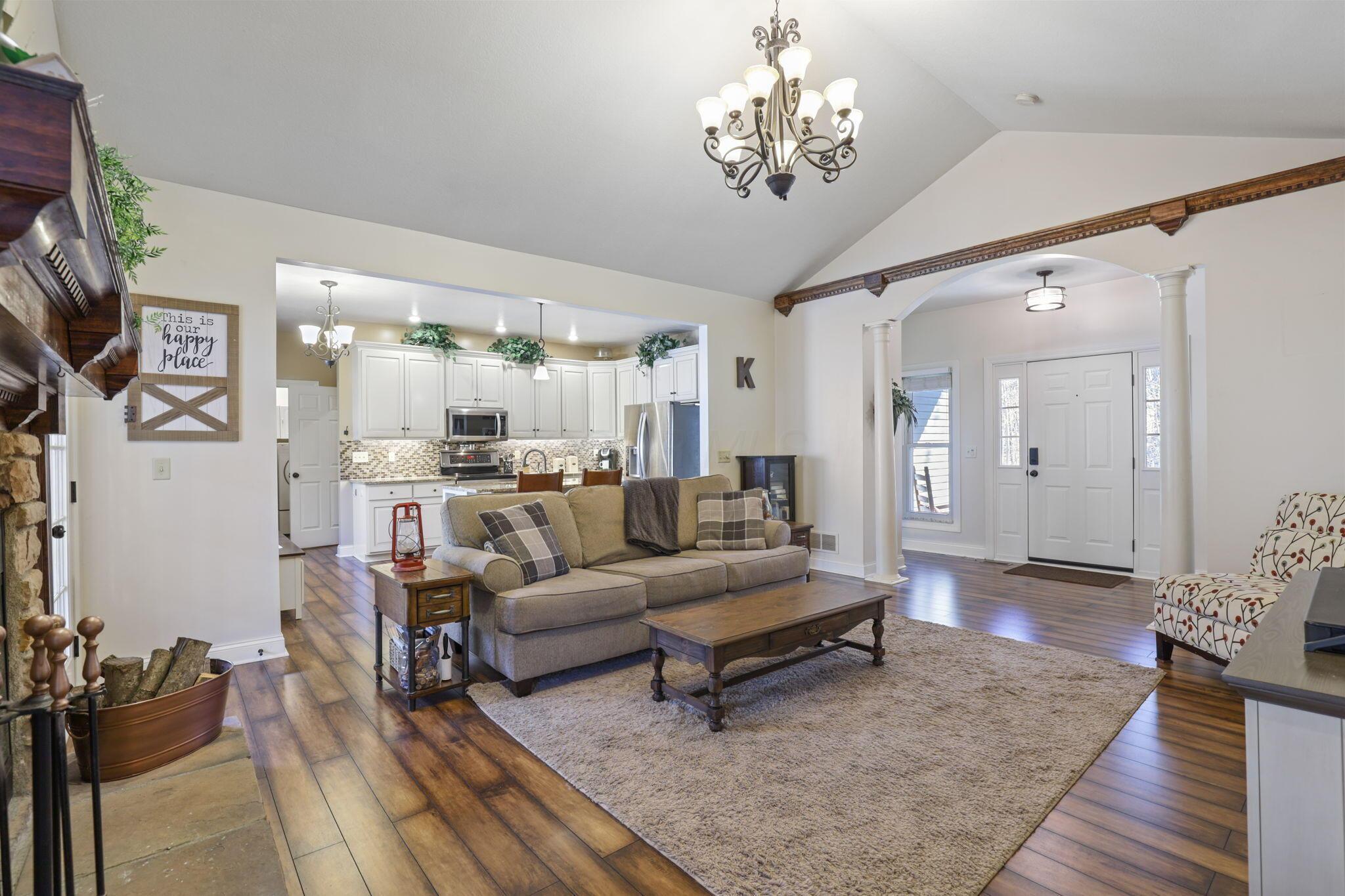 12855 Rain Rock Road, Utica, Ohio image 14