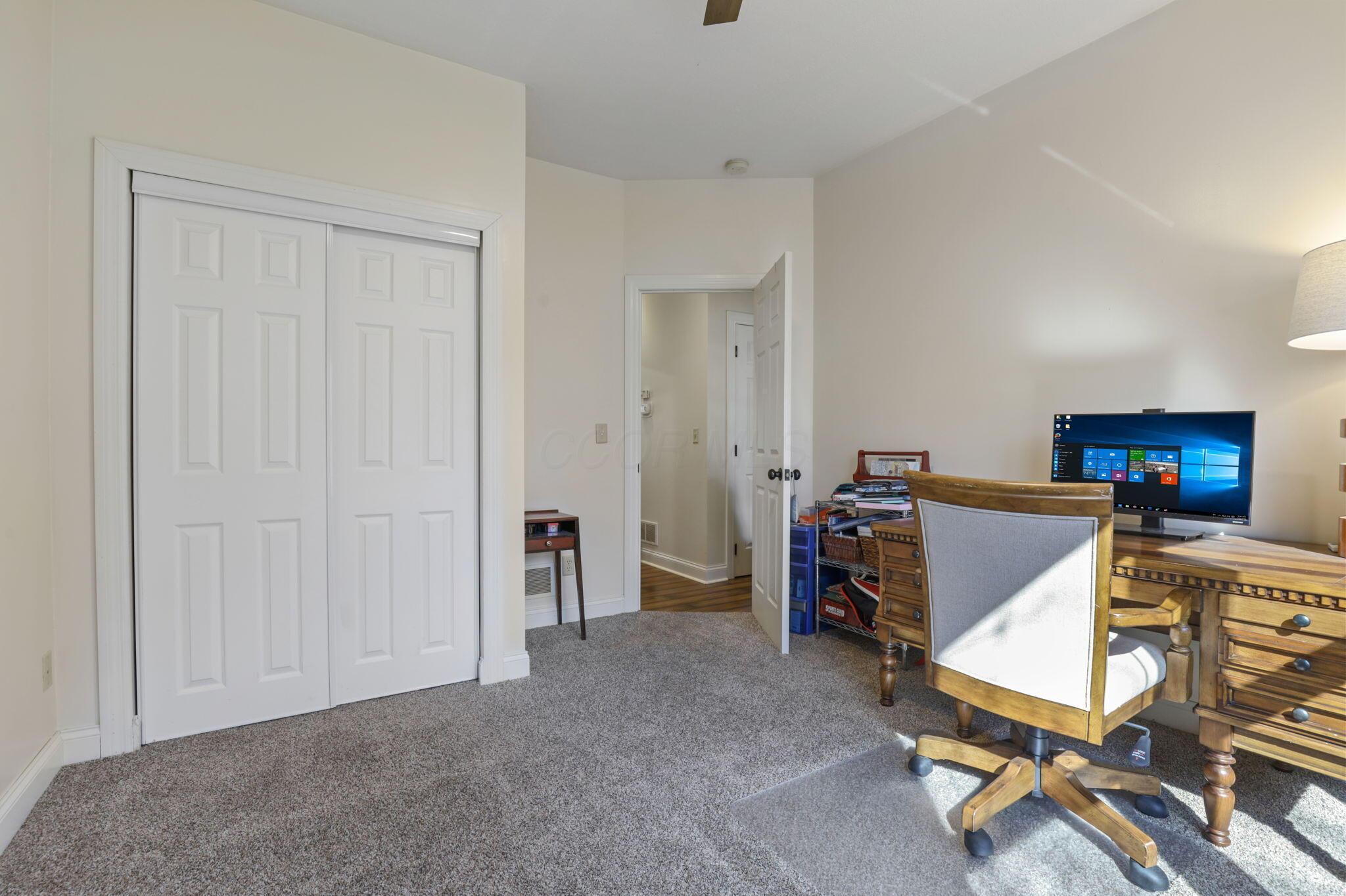 12855 Rain Rock Road, Utica, Ohio image 35