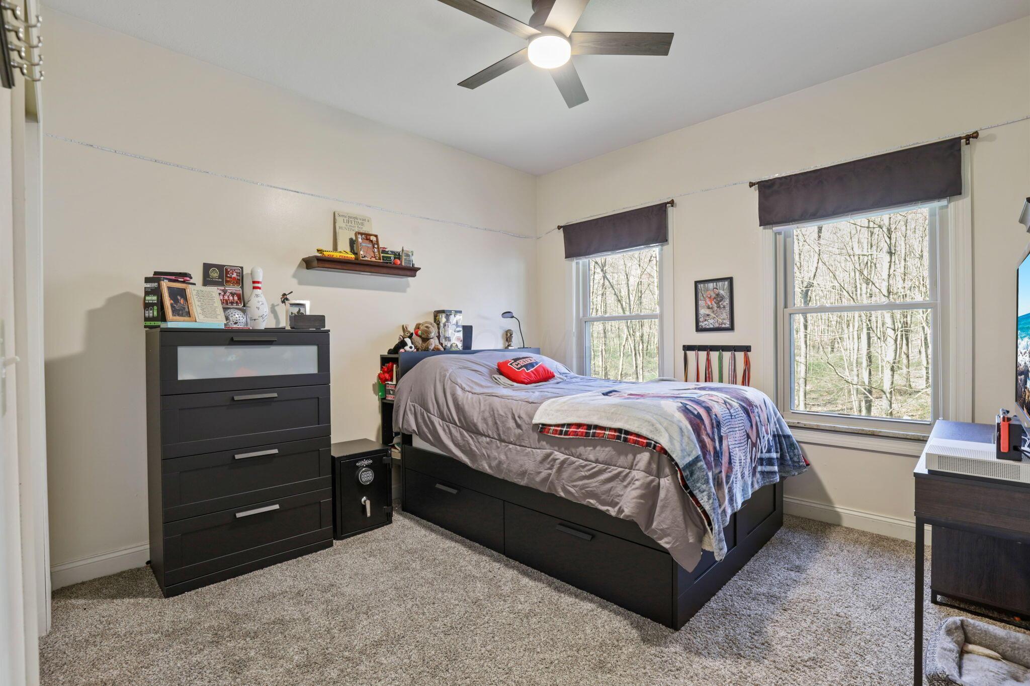 12855 Rain Rock Road, Utica, Ohio image 40