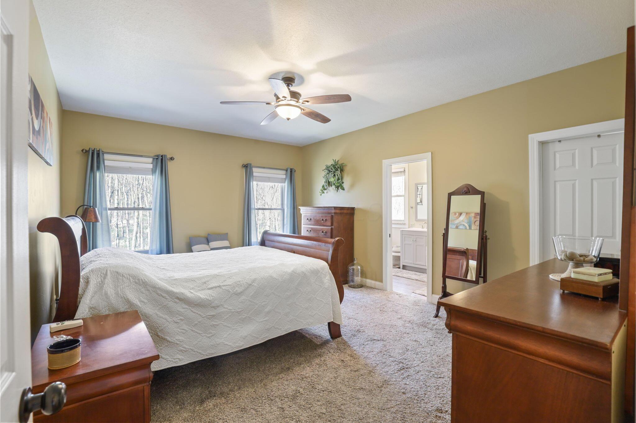 12855 Rain Rock Road, Utica, Ohio image 27
