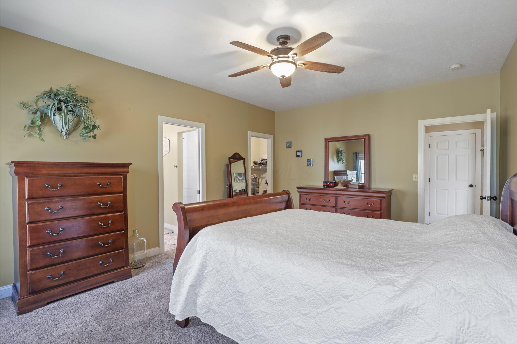 12855 Rain Rock Road, Utica, Ohio image 28