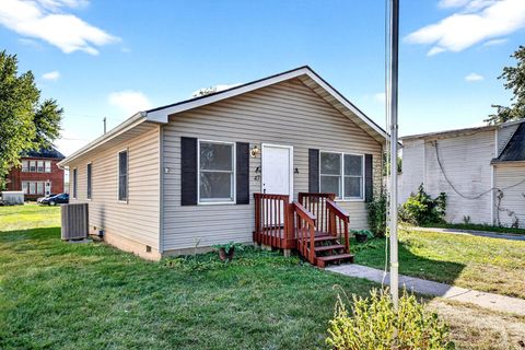 Tiny photo for 47 Cottage Street, Lockbourne, OH 43137 (MLS # 225037600)