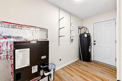 Tiny photo for 47 Cottage Street, Lockbourne, OH 43137 (MLS # 225037600)