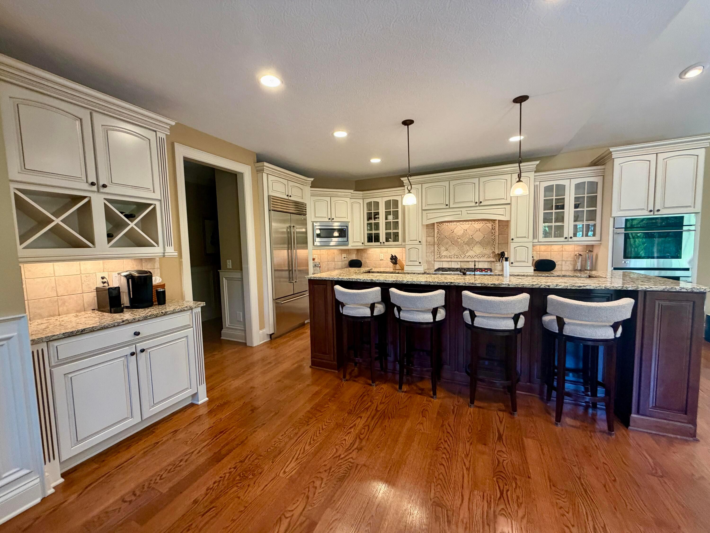 4263 Pine View Drive