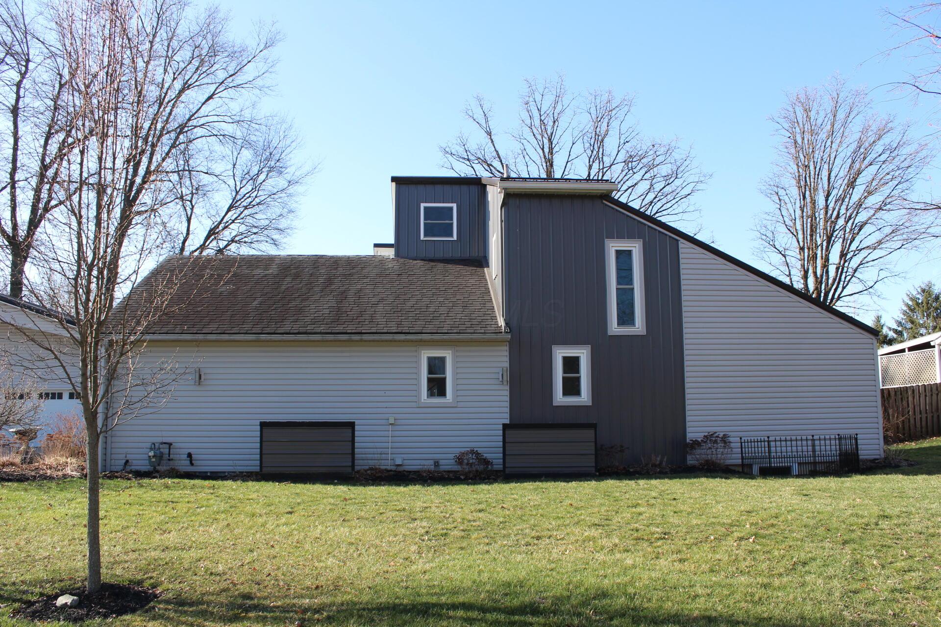 110 Aster Court, Etna, Ohio image 4
